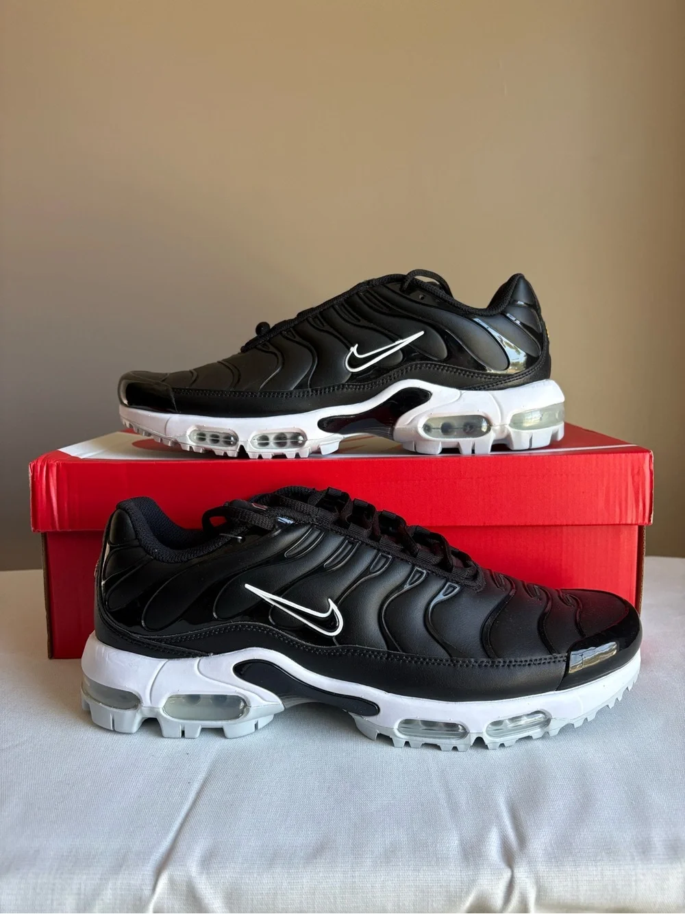 Nike Air TN Black/White Men's golf shoes - Picture 1 of 4